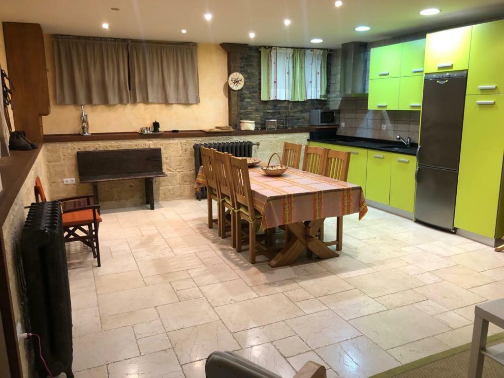 Apartamento Con Jardin เอซกาไรย์ ภายนอก รูปภาพ