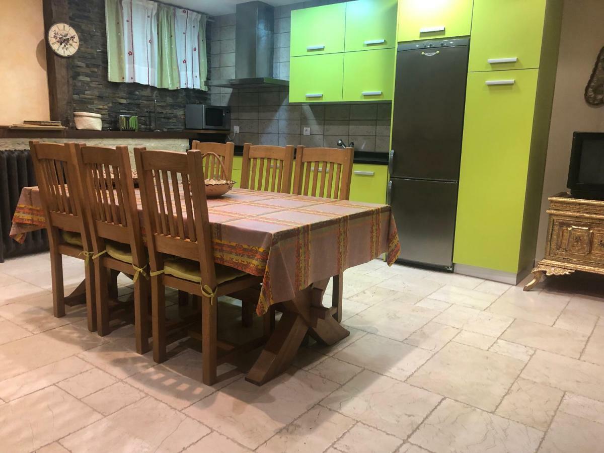 Apartamento Con Jardin เอซกาไรย์ ภายนอก รูปภาพ